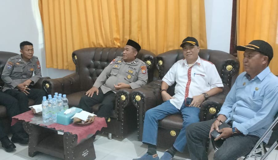 Satgas II Preemtif Operasi Madago Raya berkoordinasi dengan Dinas Kependudukan dan Catatan Sipil (Foto: Ist,)