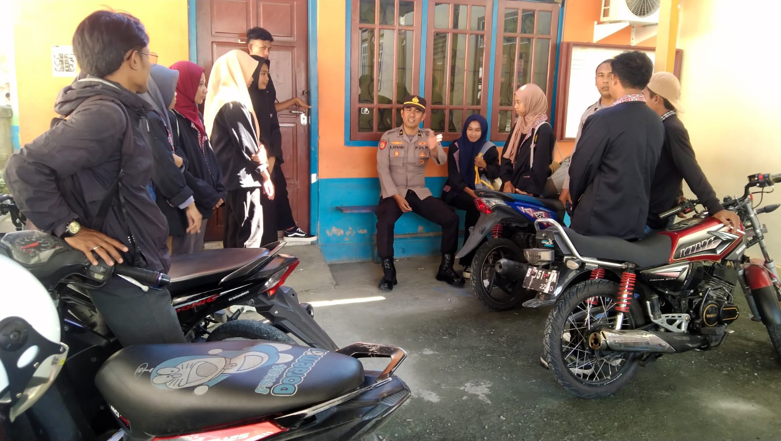 Waka Polsek Ampana Kota Safari Jumat Curhat di LP3 GMC Ampana, Ajak Mahasiswa Ikut Jaga Kamtibmas