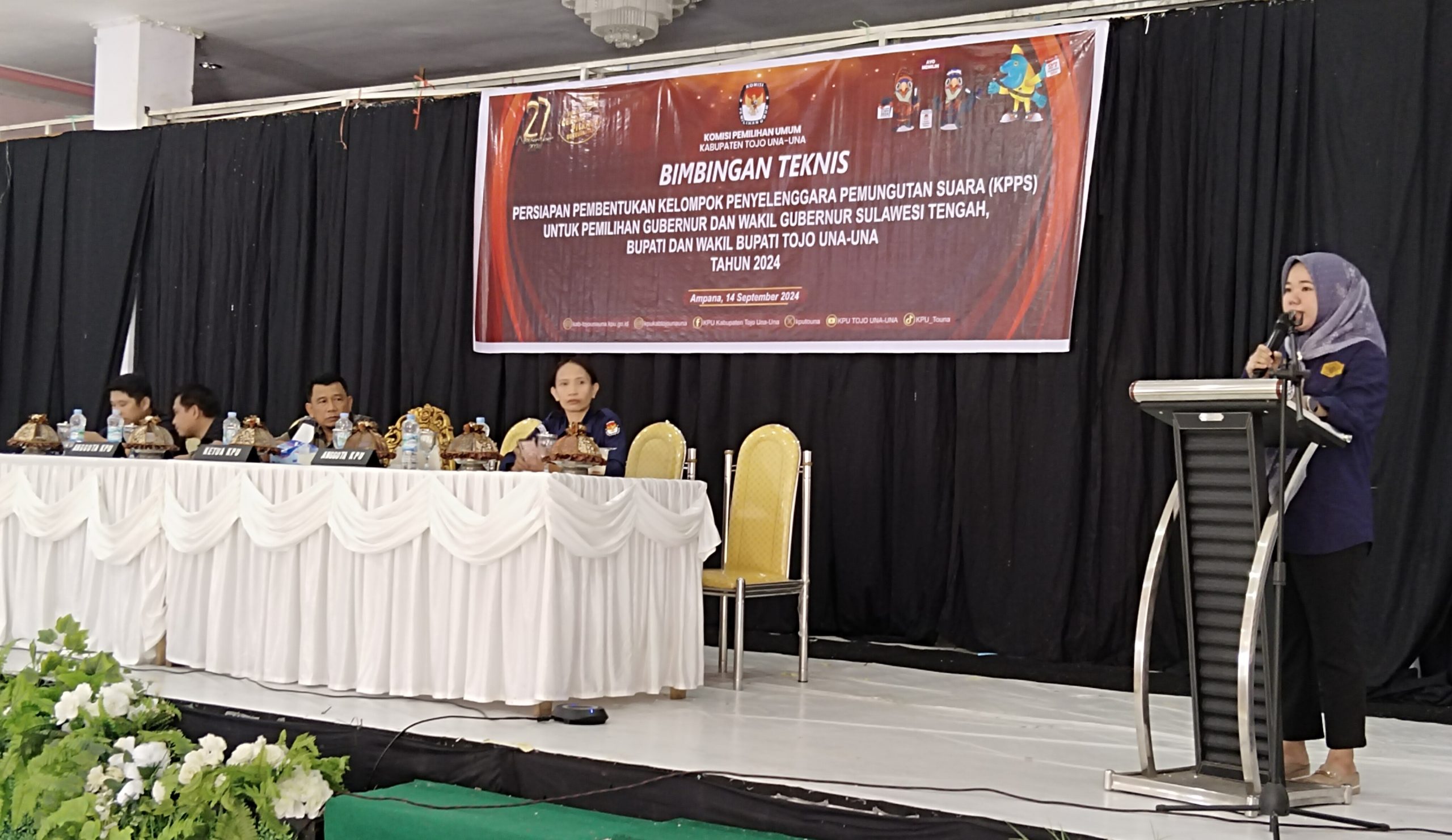 Foto: Kordinator Divisi Teknis dan Penyelenggaraan, Nidaul pada saat memberikan sambutan