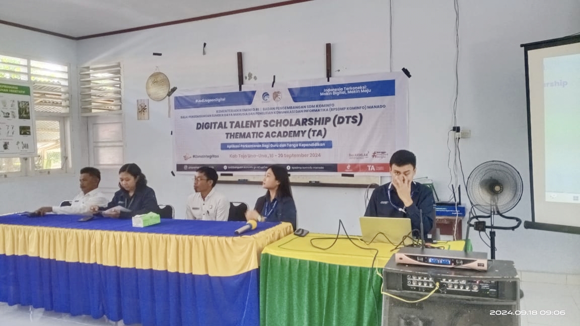 BPSDMP Kominfo Manado, memberikan Pemateri Thematic Academy (TA) dengan Skema Aplikasi Perkantoran bagi Guru dan Tenaga Kependidikan di Aula Dikpora Kabupaten Tojo Una Una. Rabu (18/9)