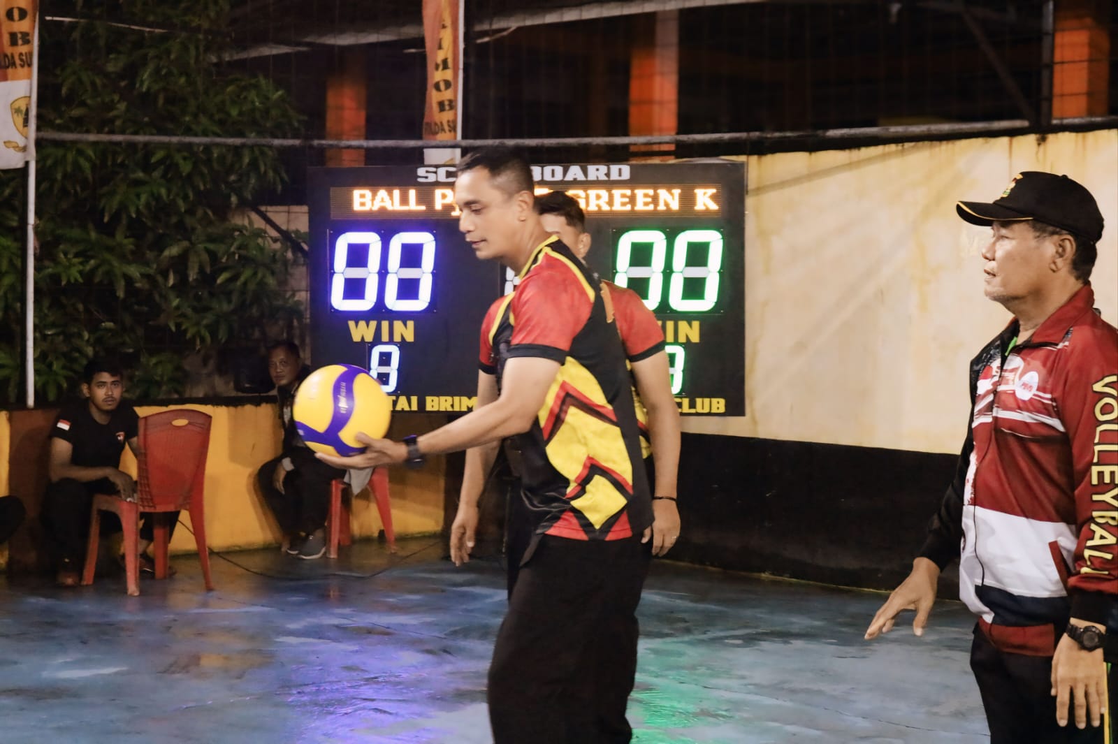 Dalam rangka memperingati Hari Ulang Tahun (HUT) ke-79 Korps Brimob Polri, Satuan Brimob Polda Sulawesi Tengah menyelenggarakan Turnamen Voli Dansatbrimob Cup 2024.