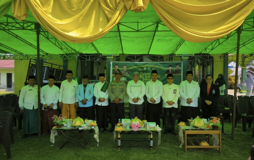 Apel dalam rangka Peringatan Hari Santri Tingkat Kabupaten Tojo Una- una Tahun 2024, Selasa (22/10/2024)