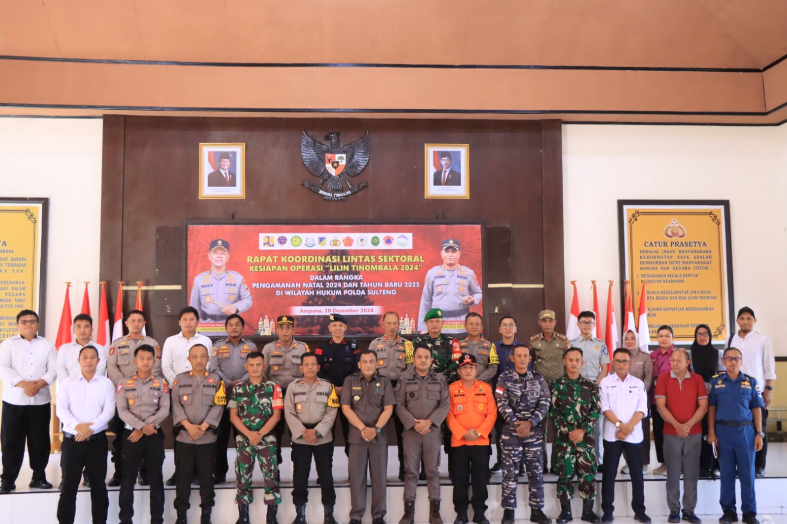 Polres Tojo Una Una melaksanakan kegiatan Rapat Koordinasi (Rakor) Lintas Sektoral, yang dilaksanakan di Aula Endra Dharmalaksana. Jumat (18/12/2024) jam 09.30 Wita.