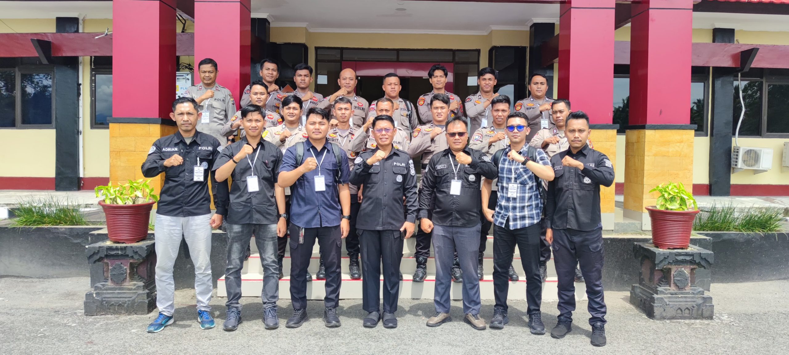 25 peserta pelatihan penulisan berita dari perwakilan Polres dan Polda Sulteng, Rabu (22/1/2025)