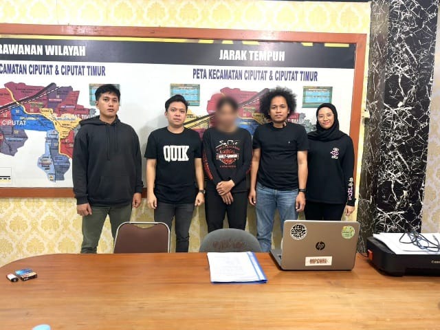 Residivis penipuan mengaku pejabat Polri berhasil dibekuk tim Ditressiber Polda Sulawesi Tengah (Sulteng), Rabu 29 Januari 2025 di Ciputat Tangerang Selatan.