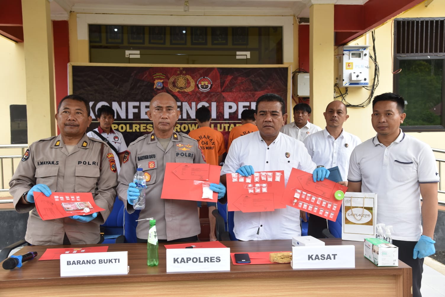 Polres Morowali Utara konferensi pers terkait pengungkapan sejumlah kasus khususnya Tindak Pidana Narkoba