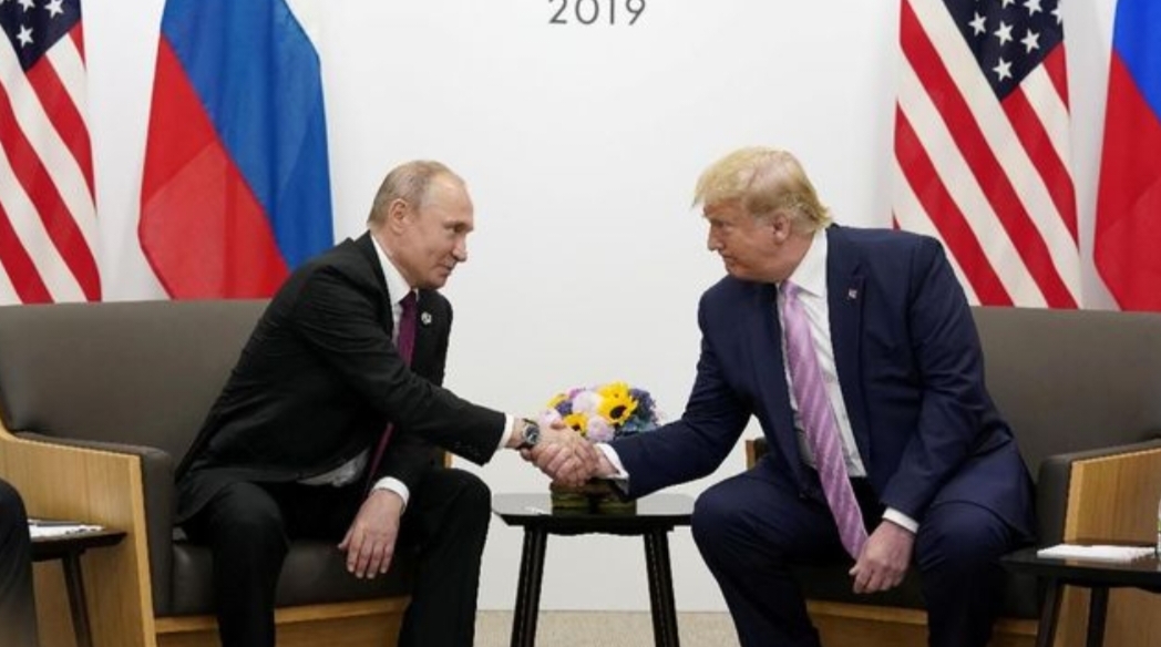 Foto: Donald Trump dan Vladimir Putin (REUTERS/Kevin Lamarque)
