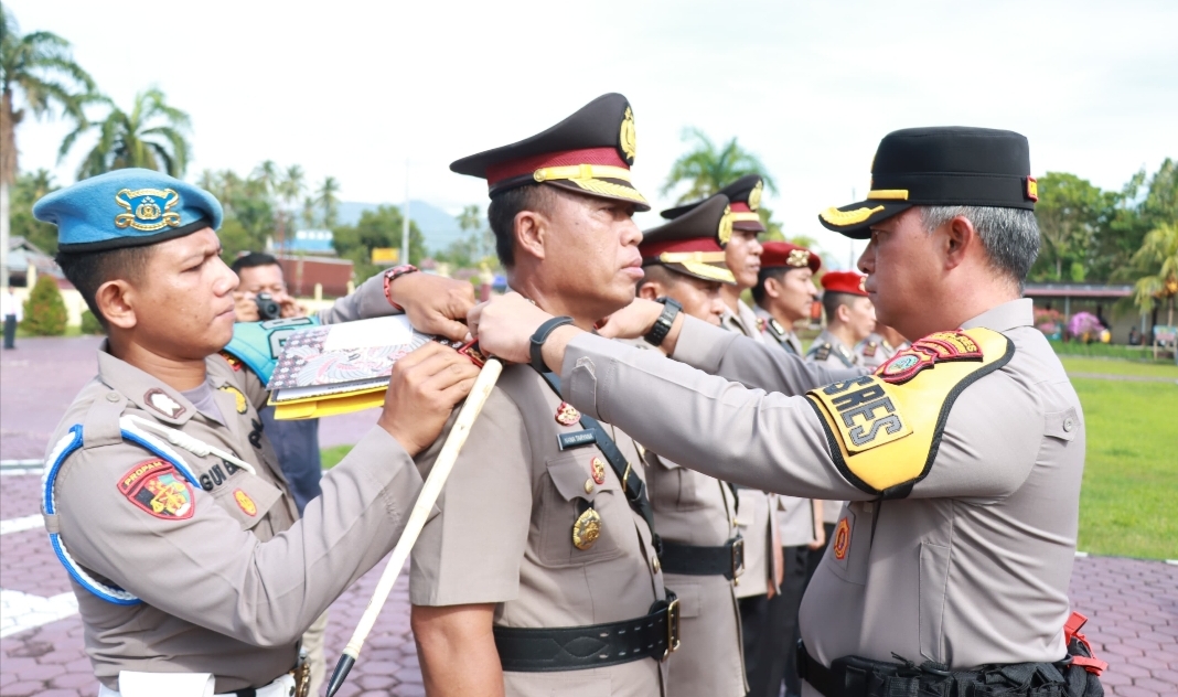 upacara serah terima jabatan 4 (empat) pejabat utama di wilayah hukum Polres Parigi Moutong