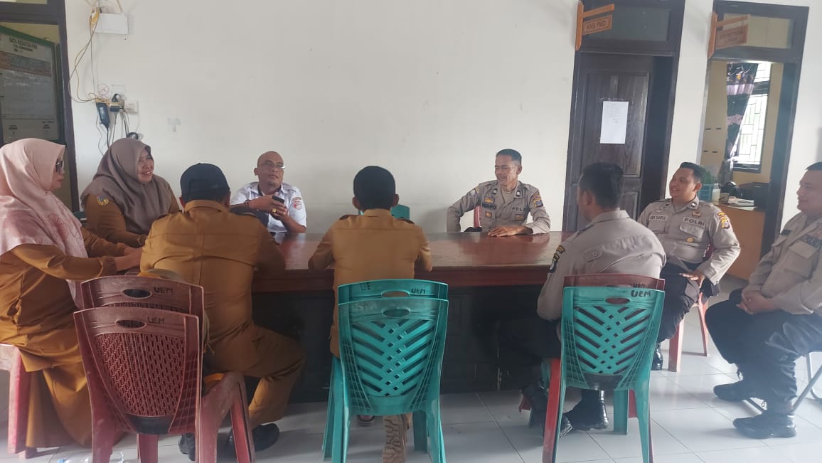 Polres Touna melalui Sat Binmas Polres Touna melaksanakan sambang dan silaturahmi, Senin (03/3/2025).