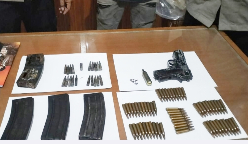 penyerahan sejumlah barang berbahaya berupa magazen senjata api SS1, amunisi, serta Air Soft Gun.