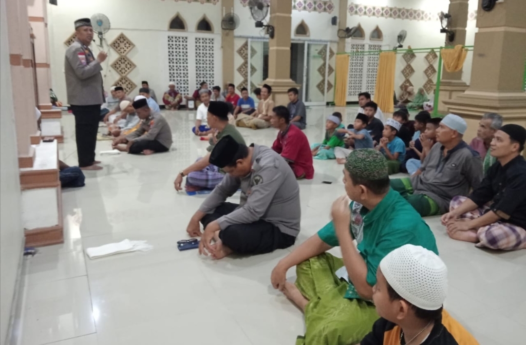tim Da’i Polri melaksanakan kegiatan Safari Ramadhan di Masjid Darunna'im, Dusun 2, Desa Mertasari, Kecamatan Parigi, Kabupaten Parigi Moutong, pada Sabtu (15/3/2025).