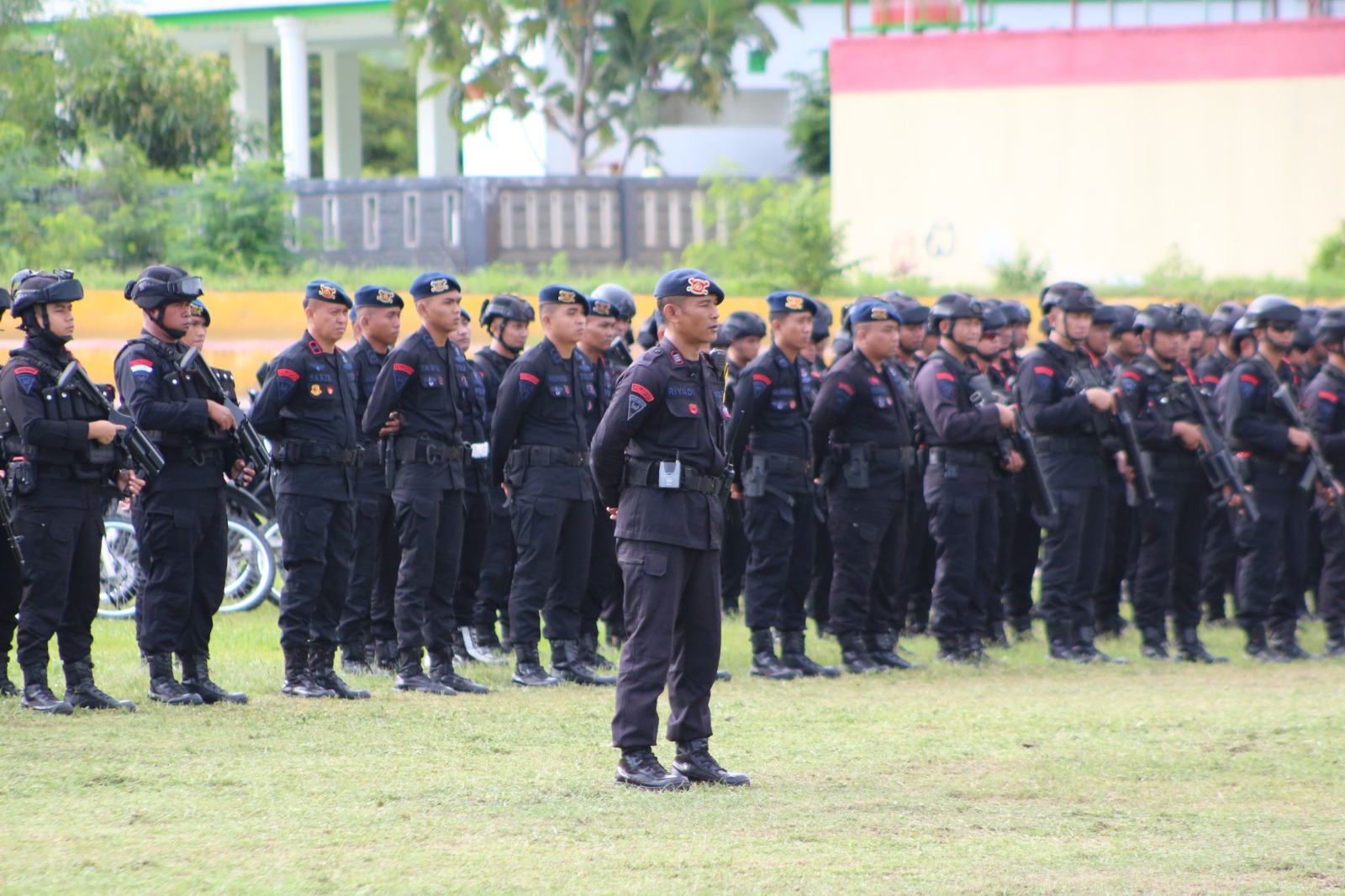 Apel Kesiapan Personel Brimob di Mako Batalyon A Pelopor Biromaru, Kabupaten Sigi