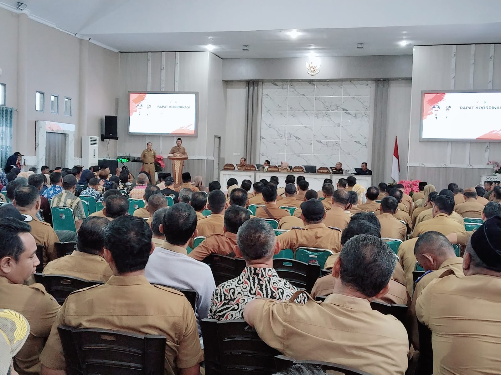 Rapat Koordinasi (Rakor) Kepala Desa dan Ketua BPD se- Kabupaten Tojo Una-Una tahun 2025