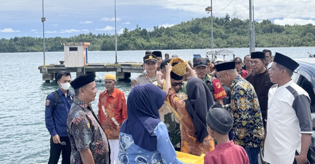 perayaan lebaran Ketupat di Desa Wakai, Kecamatan Una Una, Kamis (10/4/2025).