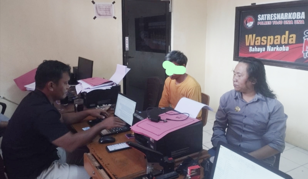 Praktisi Hukum Ketua Posbakumadin Touna Advokat Nasrun,S.H.