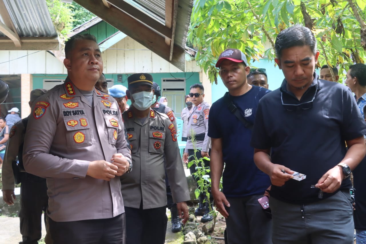 Proses penyelidikan kematian Ryan Nugraha alias Becham, pada Minggu (11/5/2025) lalu.