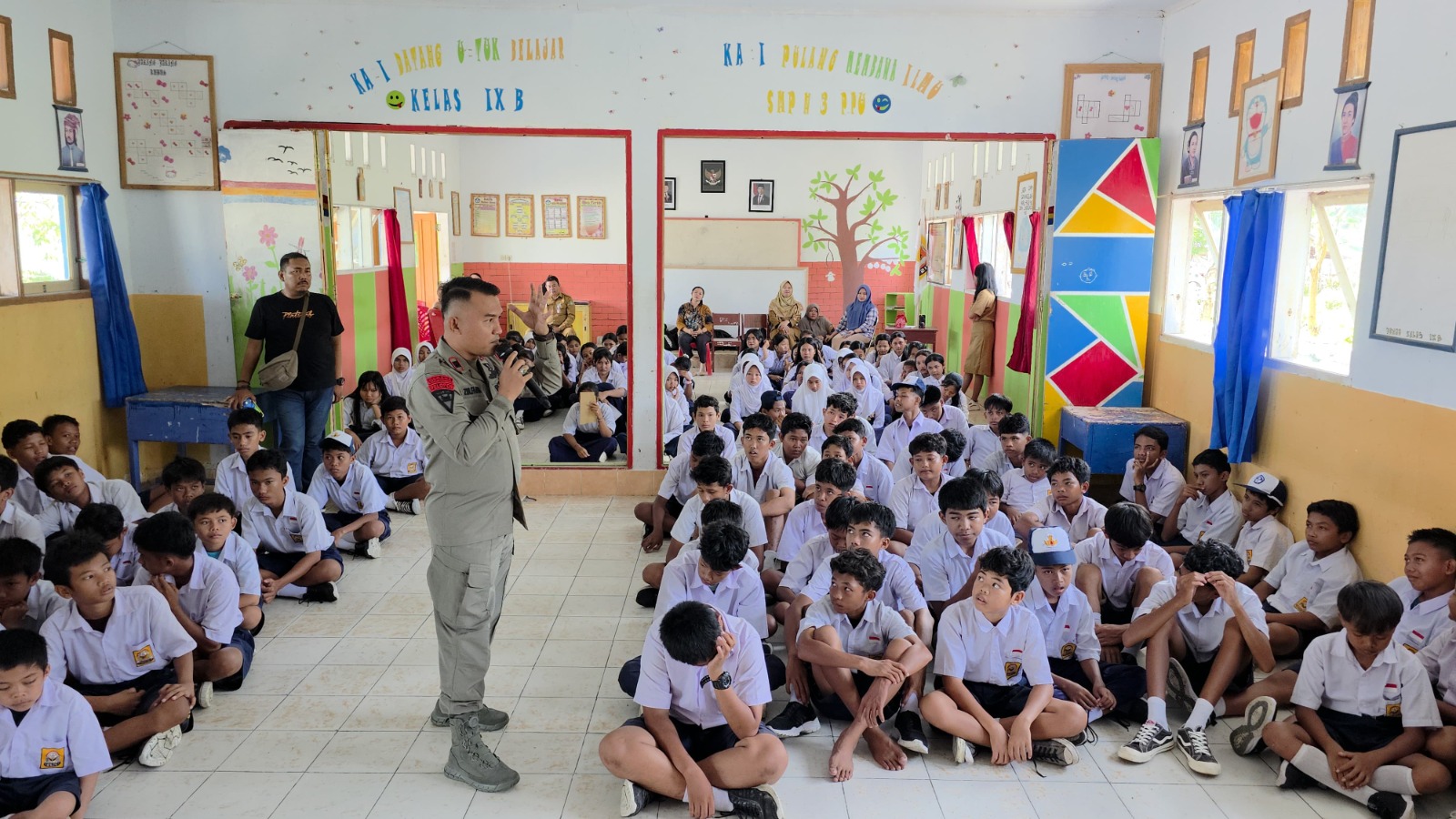 Hipnoterapi dilakukan dalam suasana santai namun penuh makna