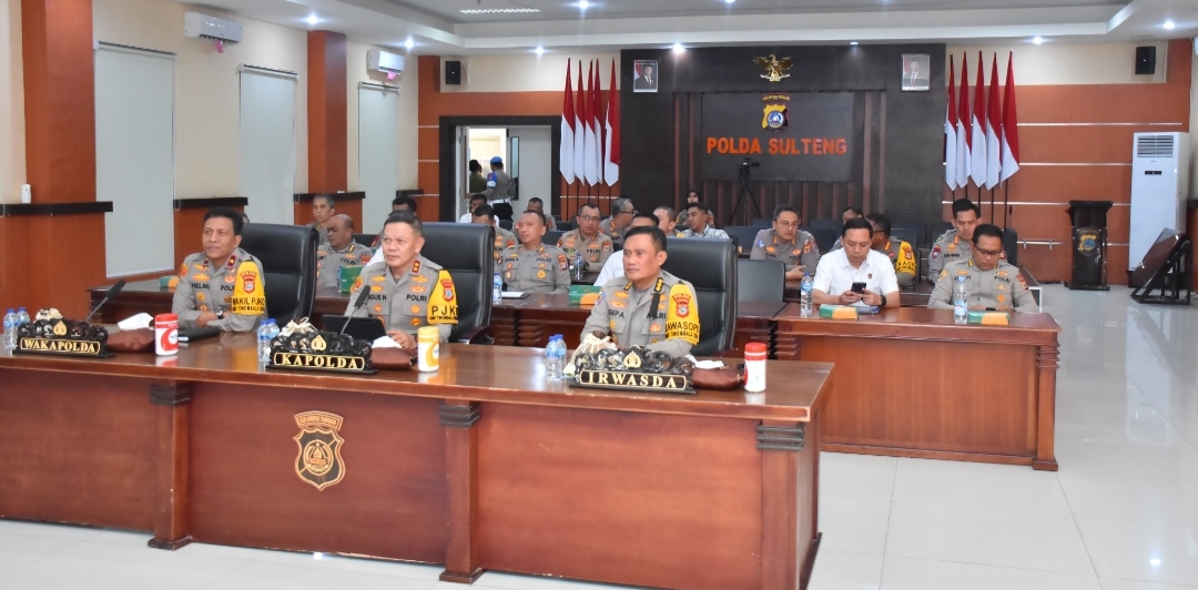 Pengamanan peringatan Hari Buruh (May Day), 1 Mei 2025. Rapat dipimpin langsung oleh Kapolri Jenderal Polisi Drs. Listyo Sigit Prabowo, M.Si.