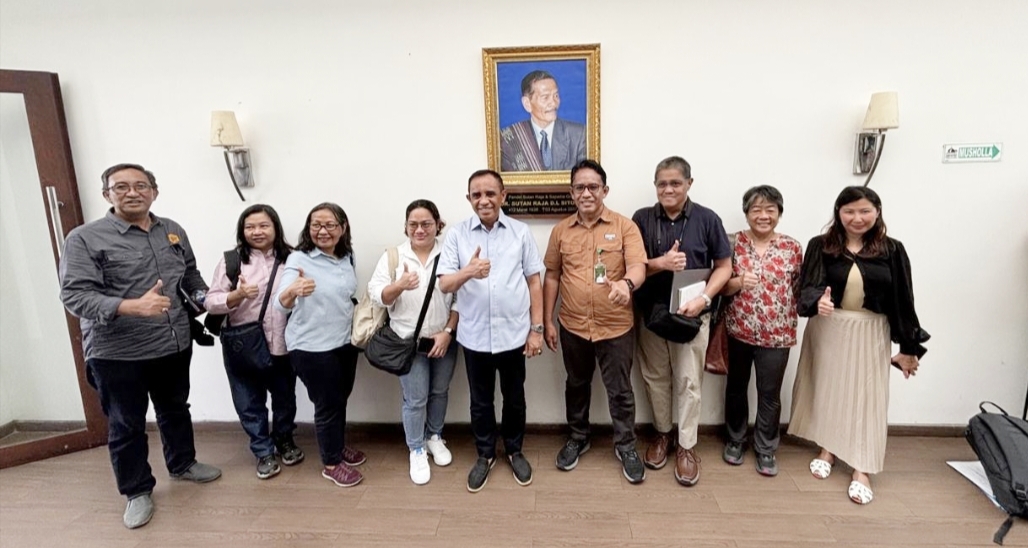 Gubernur Sulteng Anwar Hafid ditengah dan Konservasi Kawasan Taman Nasional Togean dan perikanan berkelanjutan