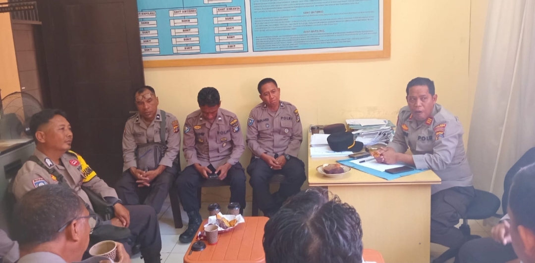 Polres Tojo Una Una (Touna), melaksanakan kegiatan Anev Para Kanit Binmas dan Bhabinkamtibmas dan Jajaran Polsek. yang dilaksanakan di Ruang Sat Binmas, Rabu (7/5/2025)