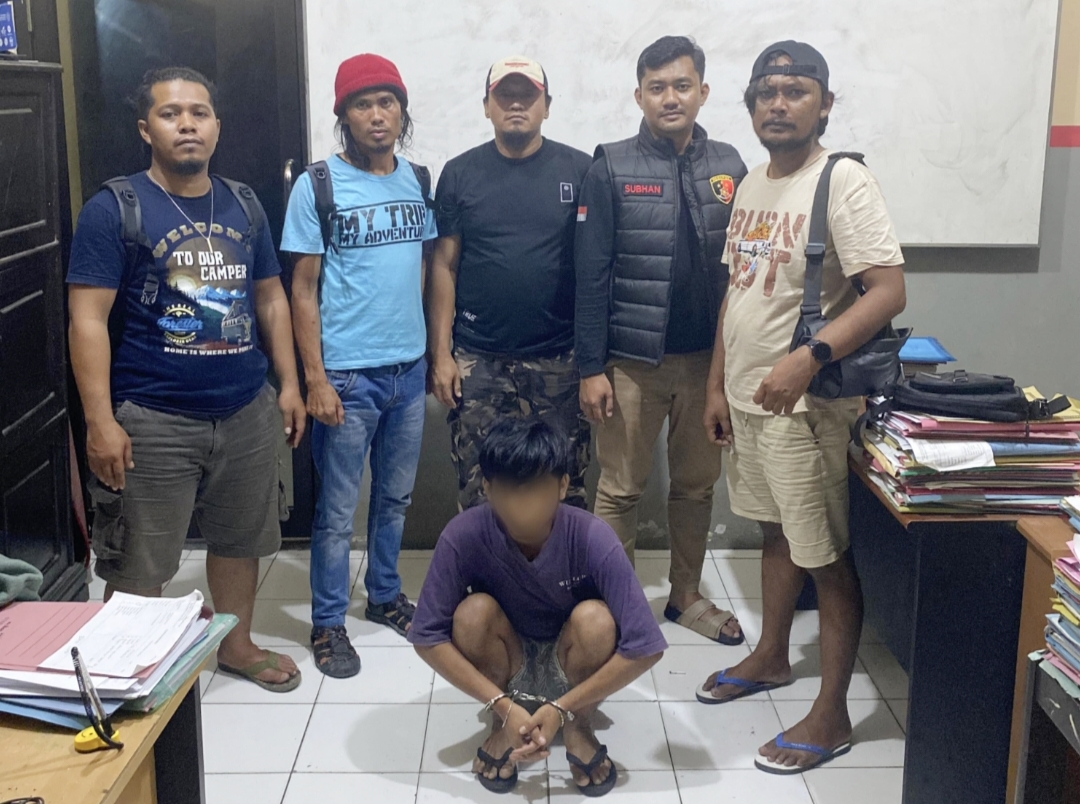 Tim Unit Resmob Polres Tojo Una-Una (Touna) berhasil membekuk seorang pemuda yang masuk dalam daftar pencarian orang (DPO) kasus pencurian motor