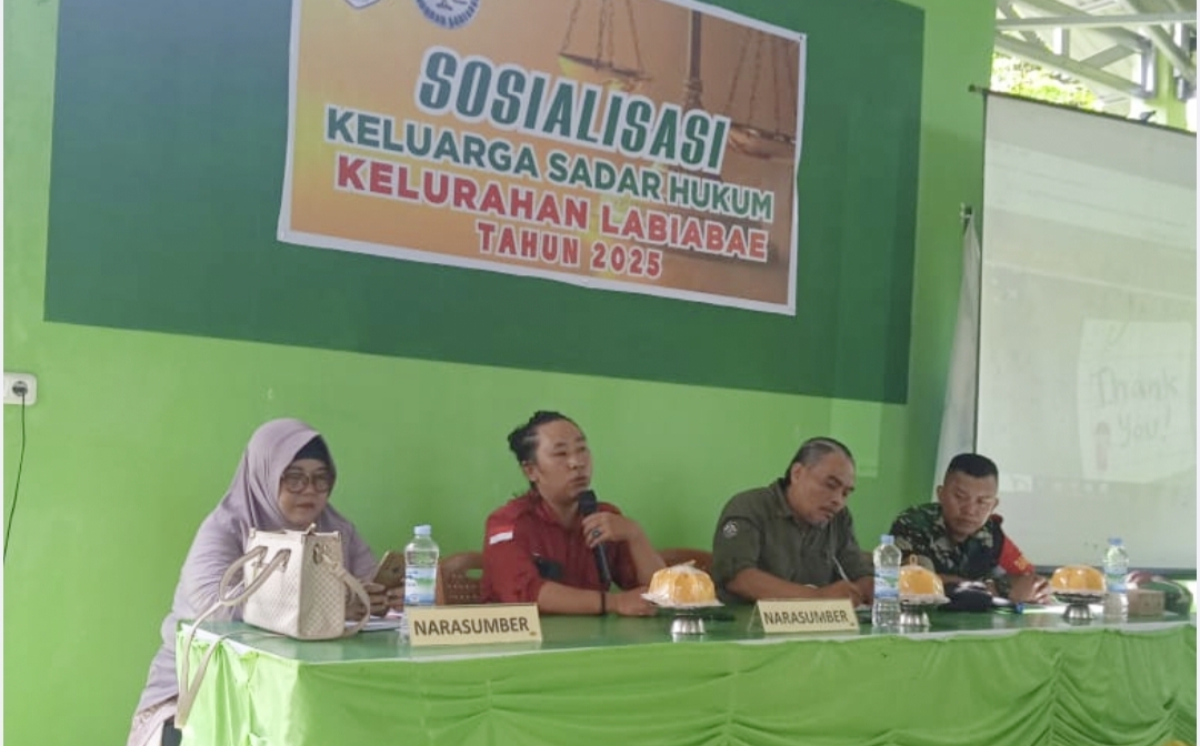 Sosialisasi "Keluarga Sadar Hukum"