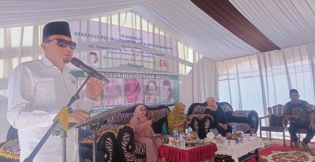 Bupati Ilham lawidu dalam sambutannya