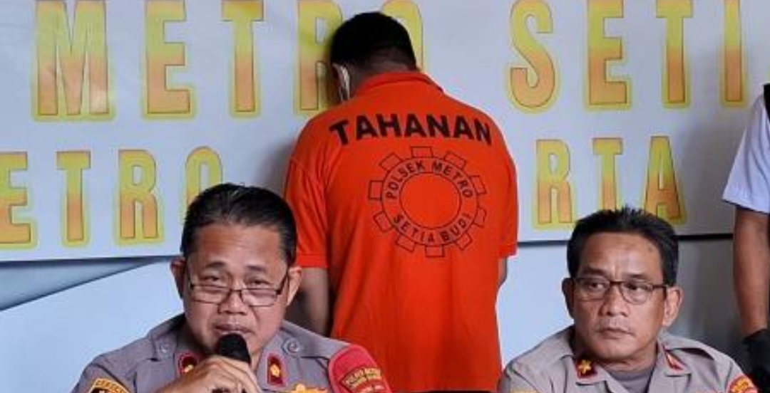Satu orang berinisial DRH (33) ditetapkan sebagai tersangka kasus pesta gay di Jaksel (dok. istimewa)