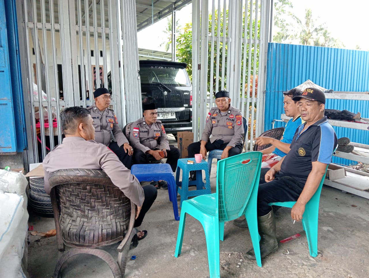 Satgas II Preemtif melalui Tim Da’i Polri melakukan kegiatan sambang dan silaturahmi dengan tokoh pemuda di Desa Marantale, Kecamatan Siniu, Kabupaten Parigi Moutong, Rabu (4/6/2025).