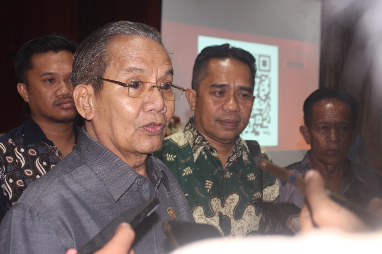 Anggota DPR RI dari Daerah Pemilihan Sulawesi Tengah, Drs. H. Longki Djanggola, M.Si,