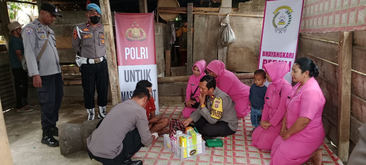 Polsek Lore Utara terus menunjukkan komitmennya dalam melayani masyarakat melalui aksi nyata.