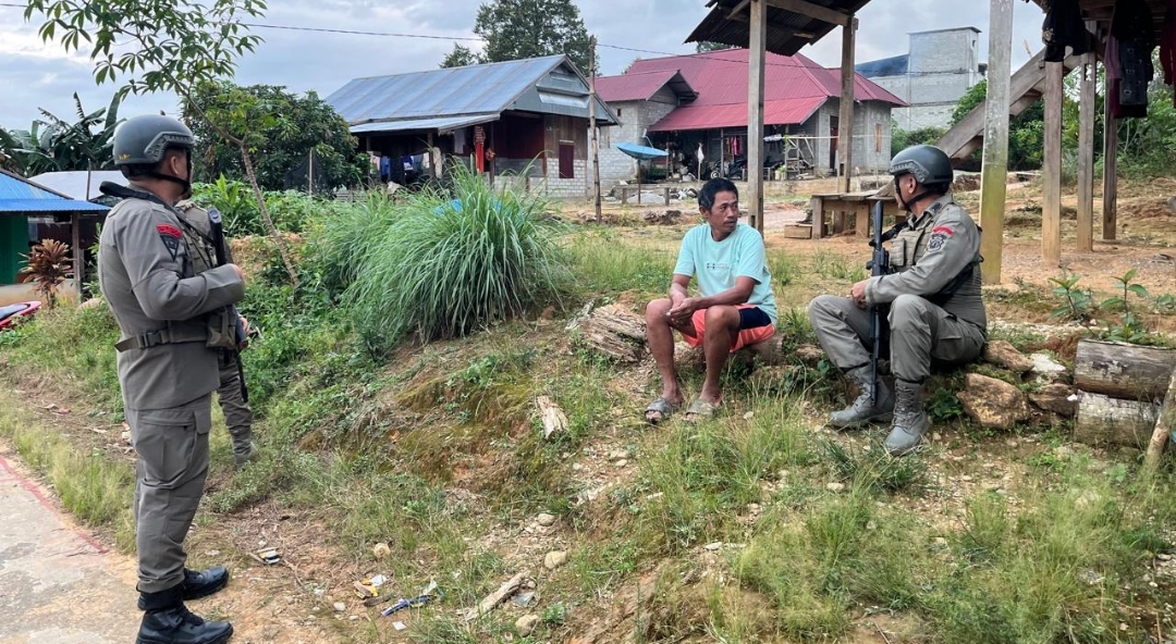 Satgas III Preventif Operasi Madago Raya terus melakukan pendekatan kepada masyarakat di Kabupaten Poso, Sulawesi Tengah.