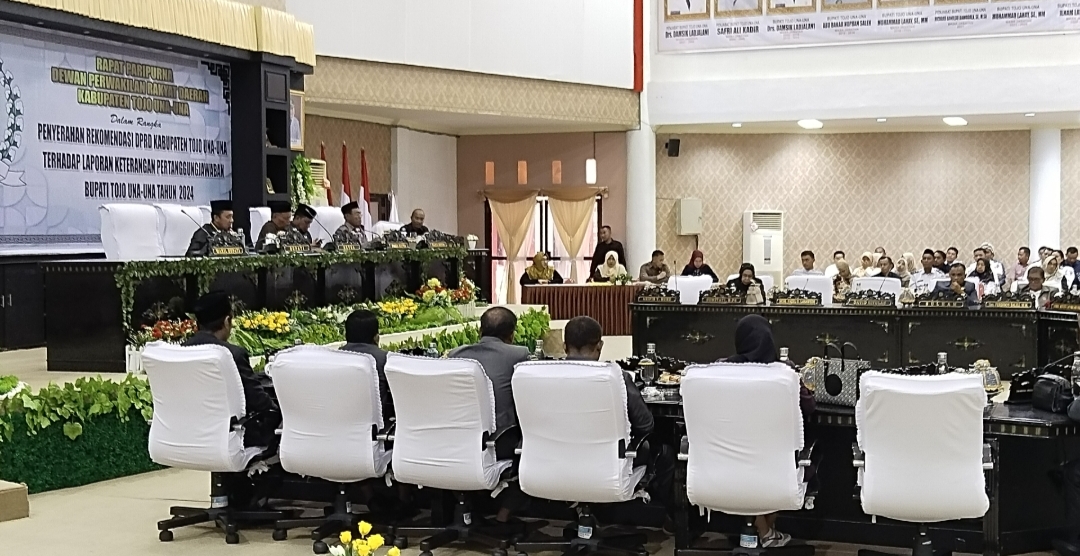 Bupati Ilham mengucapkan terimakasih dan mengapresiasi pimpinan dan segenap anggota DPRD Kabupaten Touna