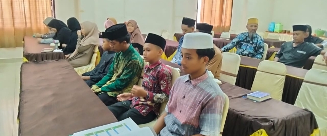 Pemantapan Peserta Seleksi Tilawatil Qur’an dan Hadits (STQH).