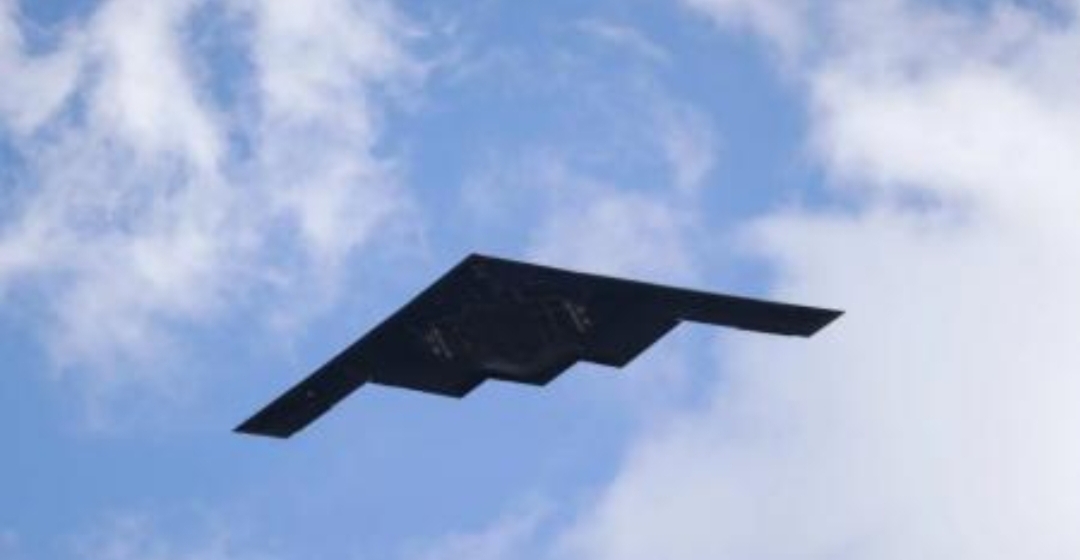 Pesawat pengebom B-2. (Foto: AP)