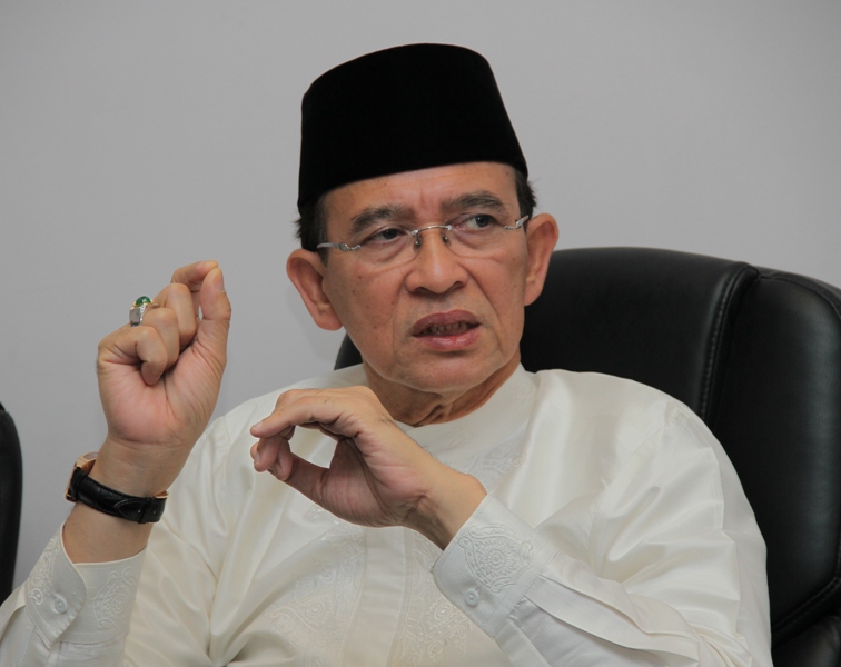 Almarhum,.Drs. H. Suryadharma Ali,