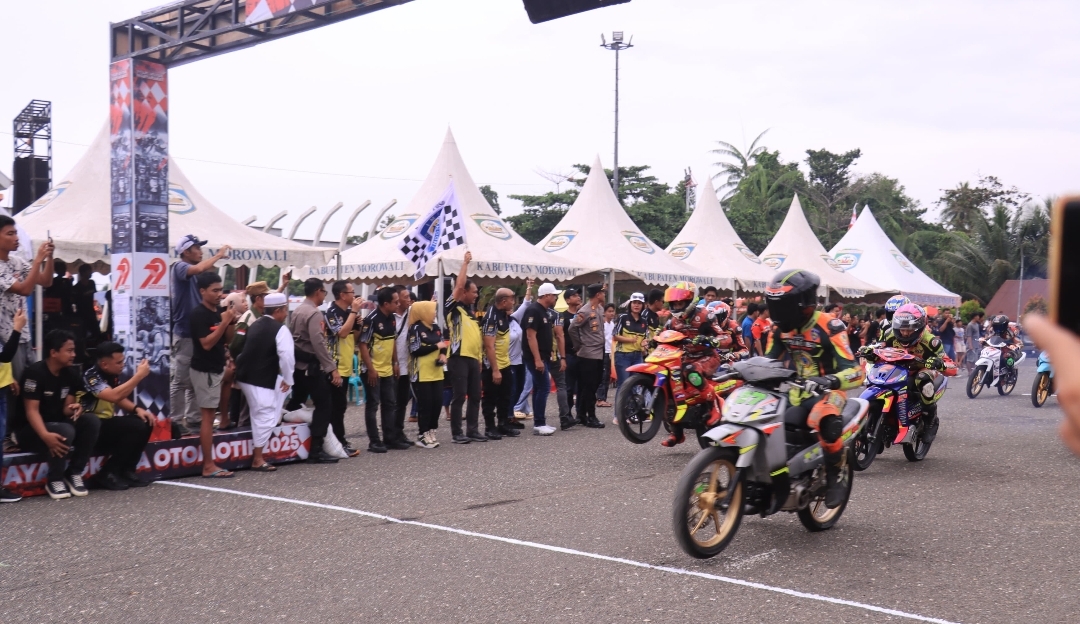 Sebanyak 200 pembalap dari berbagai daerah berkumpul untuk mengikuti Kejuaraan Terbuka Balap Motor Piala Kapolda Sulawesi Tengah Seri 3.