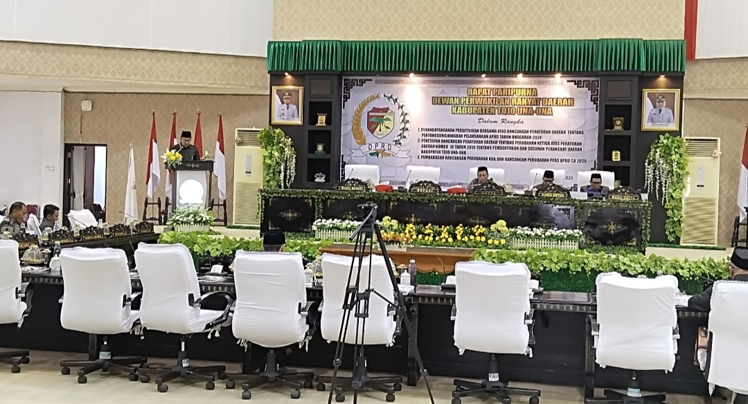Rapat Paripurna DPRD Kabupaten Tojo Una-Una,