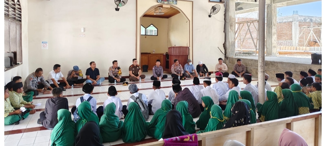 Komitmen untuk memperkuat sinergi antara Forum Koordinasi Pimpinan Daerah (Forkopimda) di Kabupaten Tojo Una-Una semakin nyata. Rabu (30/07/2025).