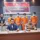 Kepolisian Resor (Polres) Morowali melakukan penetapan tersangka dan penahanan terhadap 4 (empat) Tersangka