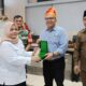 Wakil Bupati Tojo Una-Una, Hj. Surya, S.Sos., M.Si, menerima secara resmi kehadiran Tim Ekspedisi Patriot dalam agenda Rapat Koordinasi Program Ketransmigrasian bersama Organisasi Perangkat Daerah yang berlangsung di ruang rapat kantor Bupati, Rabu (3/9/2025).