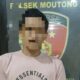 Inisial RK dijerat dengan Pasal 351 ayat (1) KUHP tentang Tindak Pidana Penganiayaan, dengan ancaman hukuman penjara.