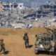 Militer Israel kembali menegakkan perjanjian gencatan senjata setelah menyerang berbagai wilayah Gaza pada Minggu (19/10) (Foto: AP)