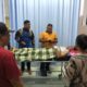 Seorang nelayan berinisial SLM (26) dari Desa Molowagu, mengalami luka parah di wajah dan tangan kirinya setelah bom ikan rakitan jenis Dopis yang ia gunakan meledak saat hendak dilempar ke laut, Senin (10/11/2025) petang.