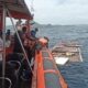 Tim SAR mencari empat turis asal Spanyol yang hilang usai kapal wisata yang ditumpangi tenggelam di Labuan Bajo, NTT pada Jumat (26/12/2025). (Foto: Kantor SAR Maumere)