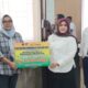 Wakil Bupati Touna Surya secara simbolis menyerahkan Bantuan Sosial Usaha Ekonomi Produktif (UEP) program prioritas Berani Sejahtera