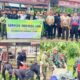 Aksi nyata sinergitas TNI, Polri dan Pemdes Bunta dalam gerakan Indonesia Asri di Pasar Bunta (foto: ist)