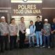 Melalui mediasi kedua belah pihak sepakat untuk menyelesaikan kesalahpahaman tersebut secara kekeluargaan di Polres Touna