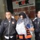 Bupati Pekalongan Fadia Arafiq mengenakan rompi oranye khas tahanan KPK (foto: Nur Khabibi)