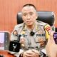 Kabid Humas Polda Sulawesi Tengah, Kombes Pol Djoko Wienartono, memberikan keterangan pers terkait penanganan pasca gempa berkekuatan 6,7 magnitudo yang mengguncang wilayah Sigi dan Parigi Moutong, Jumat (19/6/2026).